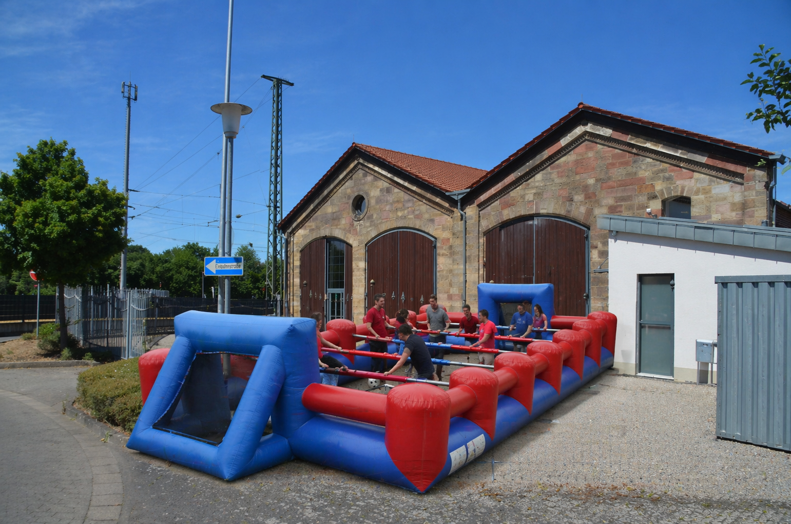 Menschenkicker: Ki generiert